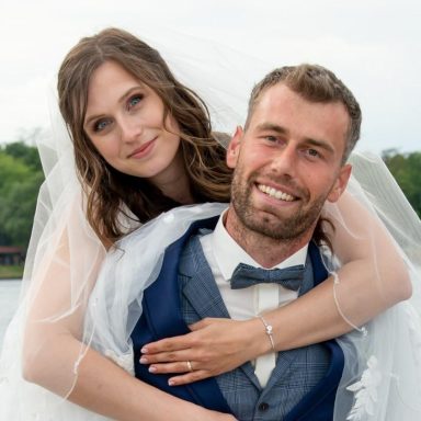 Jenny & Nils – Scheunenhochzeit in Familie